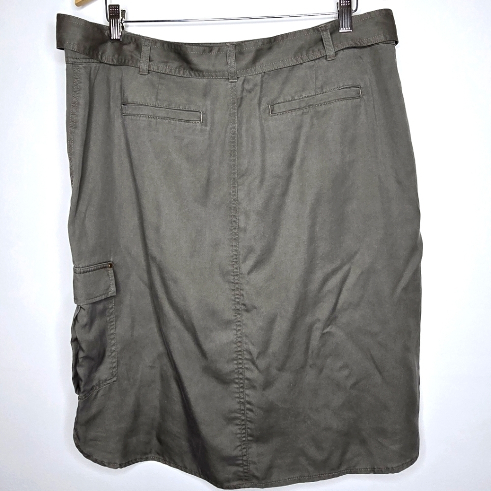 🎊Host Pick🎊 POLO Ralph Lauren Khaki Utility Cargo Pocket Belted Skirt Size 14 - Picture 8 of 16